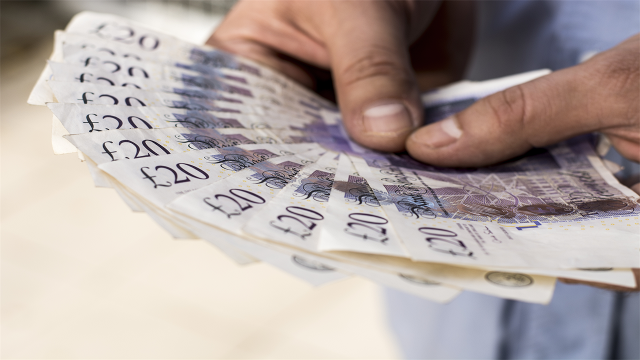 Warning over old £20 and £50 notes before they expire in ONE month
