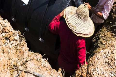 Essential Home Selling Tips In Maricopa, AZ: The Benefits Of Hiring A Professional Septic Tank..